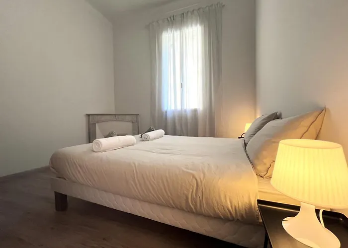 Appartamento Elegante In Villa Storica Sul Mare